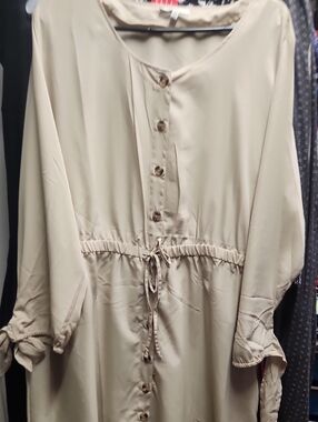 Neutral Beige Drawstring Button-Front Women’s Knee Length Dress